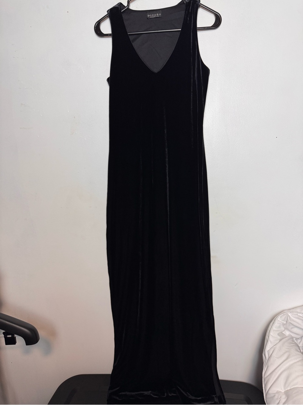 Dizardo collection black long velvet dress Size-Small